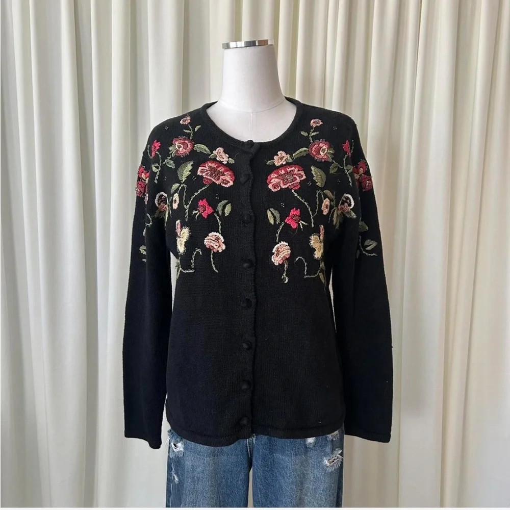 VTG Y2K Heirloom Collectibles Black Floral Embroidered Cardigan Romantic Goth. - Picture 4 of 7